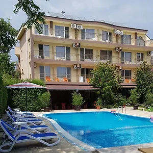 Hotel Family Magnolia, Sunny, Slantchev Briag